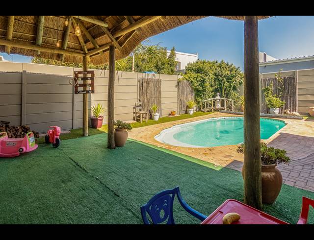4 BEDROOM FREESTANDING FOR SALE IN PARKLANDS